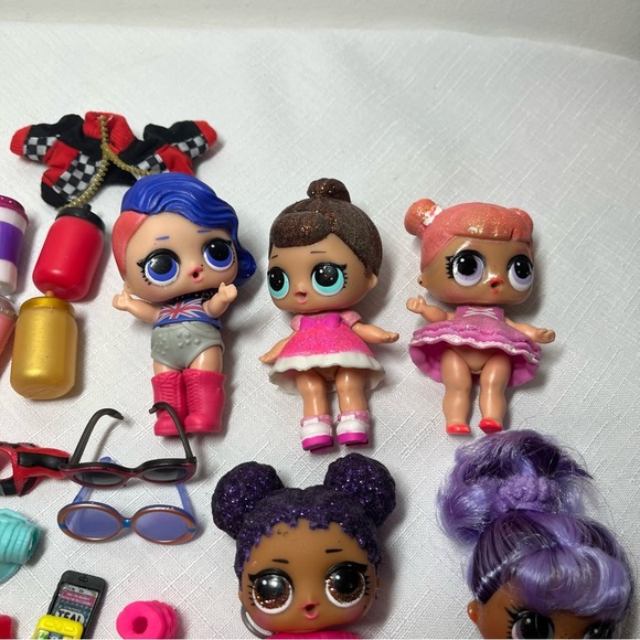 LOL Dolls with Accessories. Sunglasses. Cups. - Picture 3 of 5